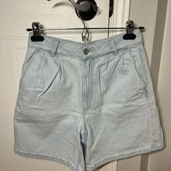 Light Washed High Rise Denim Shorts - Picture 2 of 4